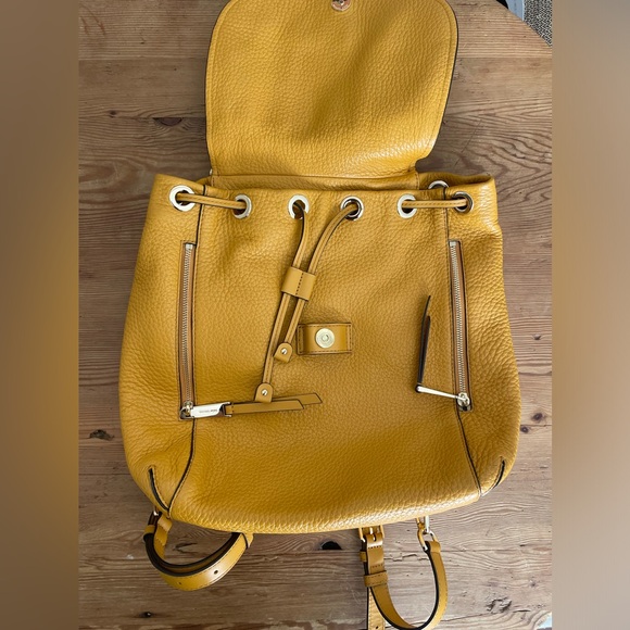 Michael Kors backpack, great condition! - Picture 3 of 3
